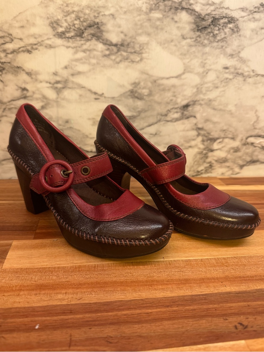 Clarks Two-Tone Brown and Burgundy Mary Jane Heels